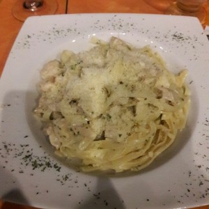 pasta alfredo con pollo