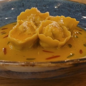 Wonton dumplings de camarón