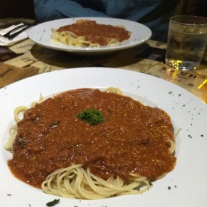 spaguetti a la bolognesa