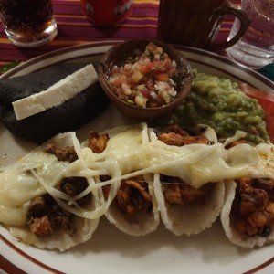 tacos mixtos