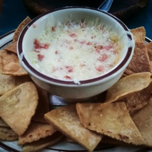 Queso Fundido con chorizo