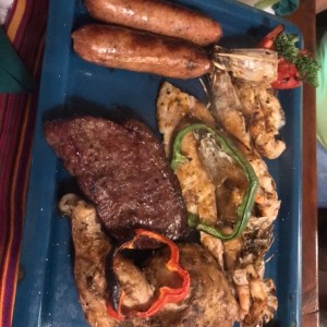 Parrillada Mar y Tierra (2 Personas)