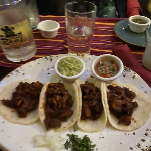 Tacos al pastor