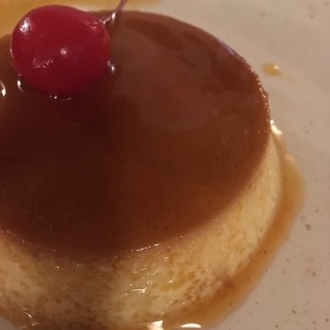 Flan de la casa