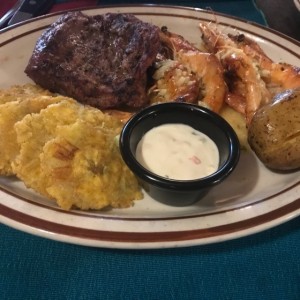 Filete de Res con Langostinos