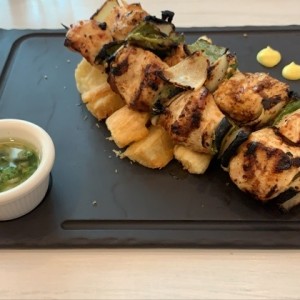 Brochetas de pollo