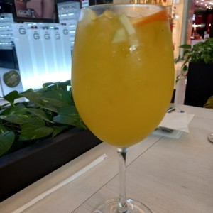 sangria blanca