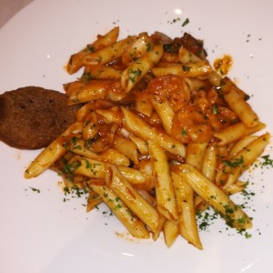 Penne con langostinos