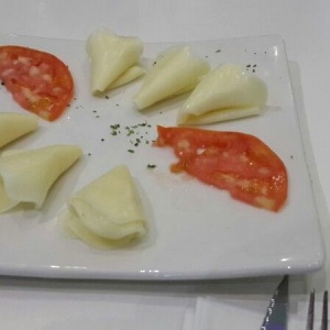 Mozarella con Tomate