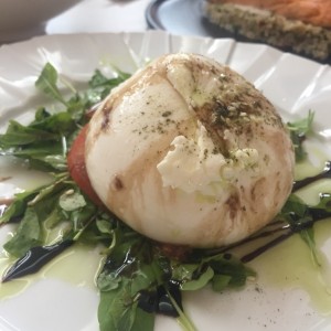 ensalada burrata