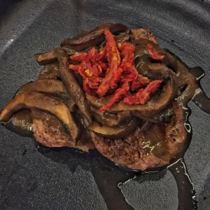 Filete con Hongos Portobelo