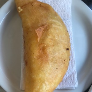 empanada de queso y maduro