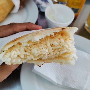 Arepas de queso blanco