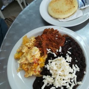 Desayuno Criollo