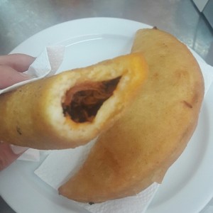 Empanada de Carne Mechada