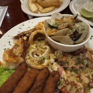 Picada mixta de mariscos 