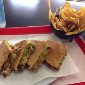 Pan Pita - Frijolada Con Guacamole