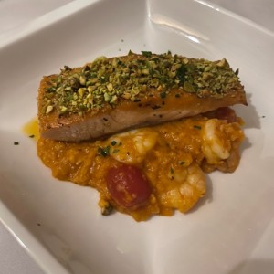 Salmon con Rissoto de camarones