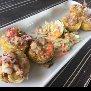 canastas rellenas de Mariscos 