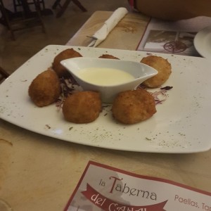 Croquetas de queso 