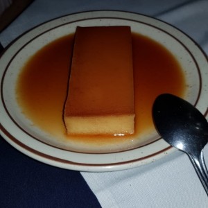 Flan de la casa