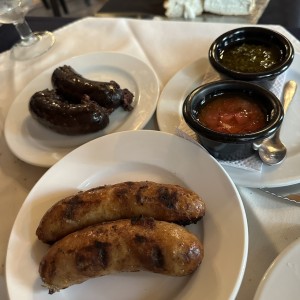 Entradas - Picada de Chorizo y Picada de Morcilla