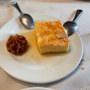 Flan de Queso con Dulce de Leche