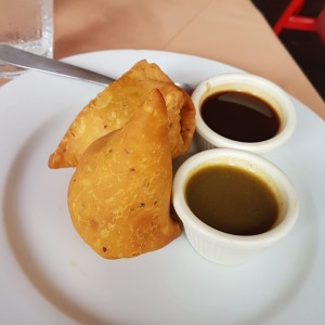 veggies samosas.