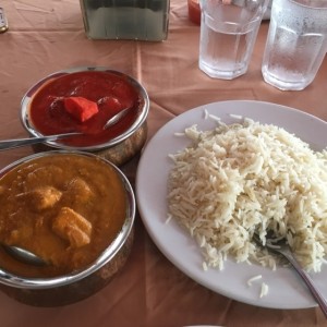 butter chicken ,chicken malassa, arroz basmati