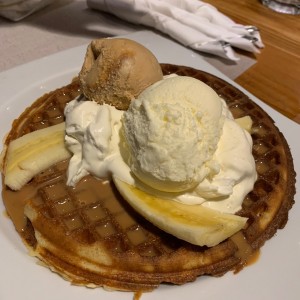 Waffle Sencillo con Helado