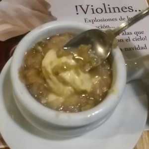 Sopa de Cebolla Gratinada