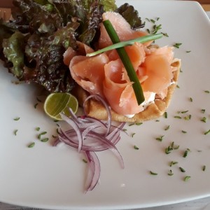 crepe de salmon ahumado