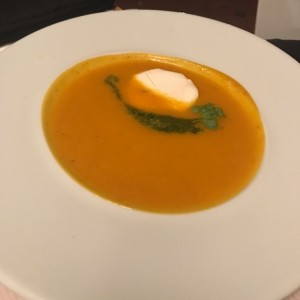 Sopas - Sopa de Sol (crema de zapallo con queso) 