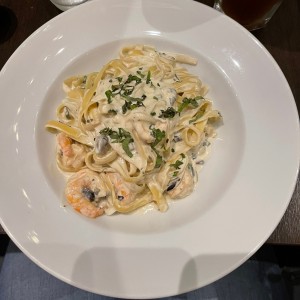 Pastas - Fettuccine con camarones