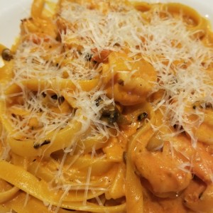 Pastas - Fettuccine con camarones