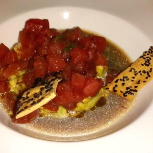 Tartar de atun con Guacamole