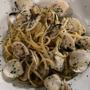 Pastas - Linguine vongole