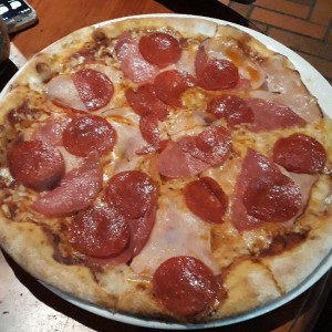 pizza Rana Dorada