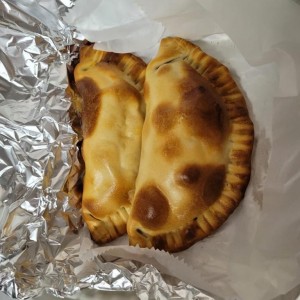 EMPANADAS ARGENTINAS HORNEADAS (Queso)