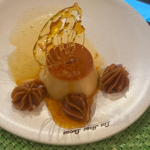 Flan de la casa