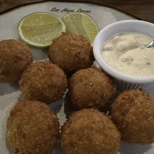 ENTRADAS CALIENTES - Croquetas de Corvina