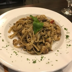 Tagliatelle artesanales en salsa de trufas