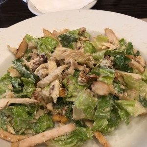 Insalata Cesare con pollo