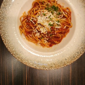 Bucatini Con Polpette D'Agnello