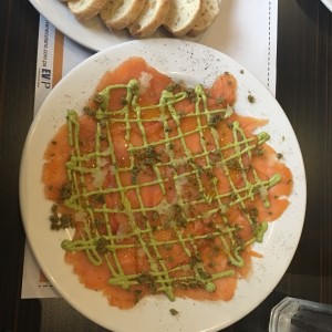 Carpaccio de salmon ahumado