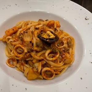 Linguini al Frutti di Mare