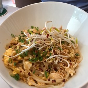 Pad thai de pollo