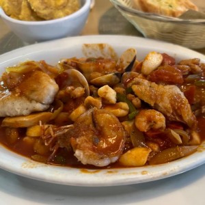 Especialidades - Cazuela de mariscos