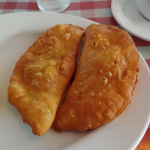 Desayunos - Empanada de harina