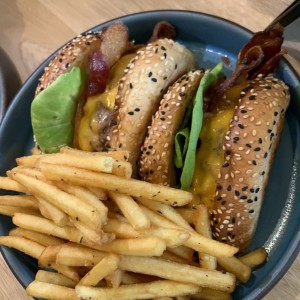 ALMUERZO - Homestyle Burger